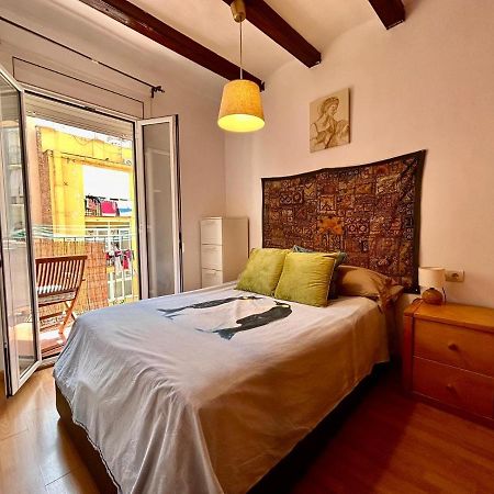 Apartamento Tranquilo Y Del Barrio Apartment Barcelona Bagian luar foto