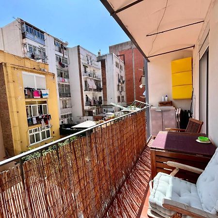 Apartamento Tranquilo Y Del Barrio Apartment Barcelona Bagian luar foto