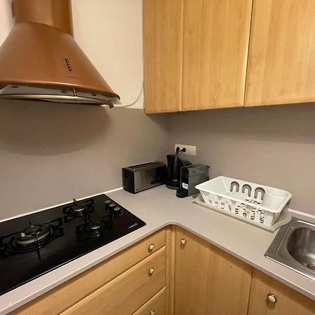 Apartamento Tranquilo Y Del Barrio Apartment Barcelona Bagian luar foto